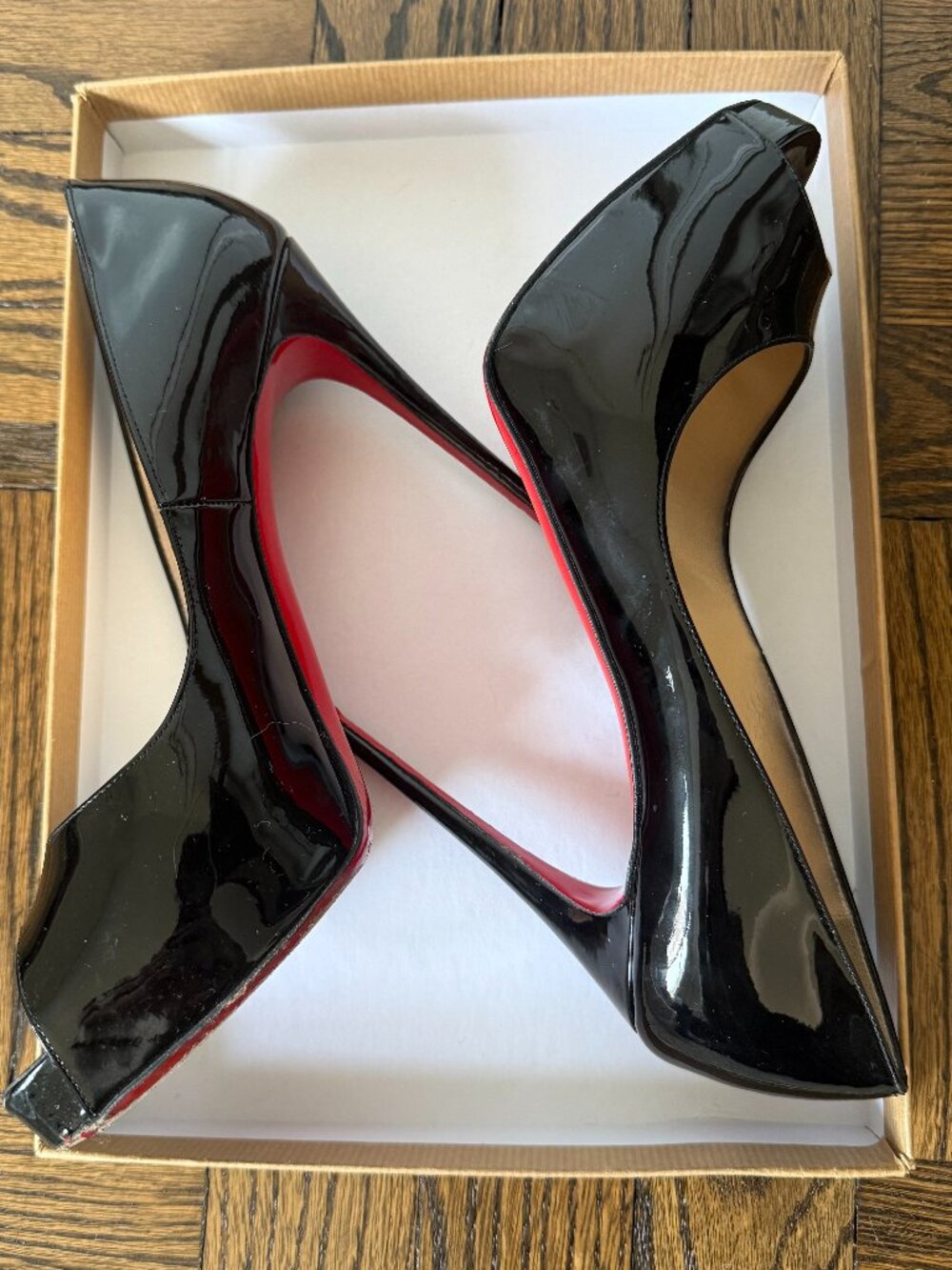 LIKE NEW - Louboutin Black Patent Leather Heels (FR 39 / US8, orign $1345)